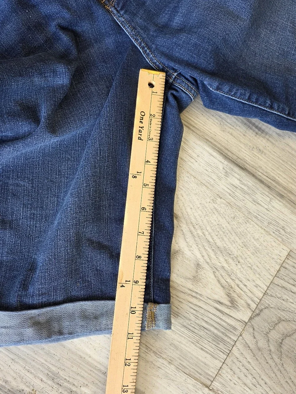 St. John’s Bay Women’s Bermuda Denim Shorts Size 10 Cuffed